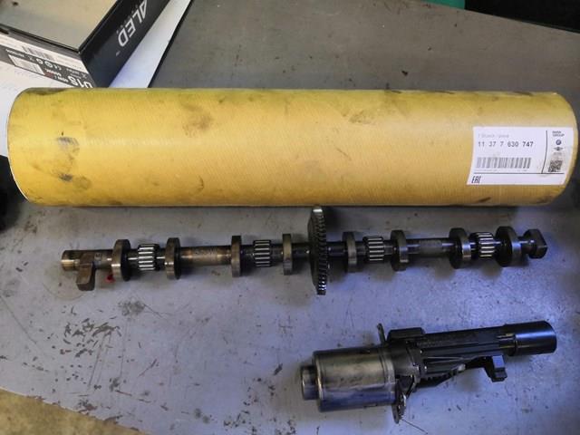 Ексцентриковий вал, вальветронік (valvetronic) 11377630747 BMW