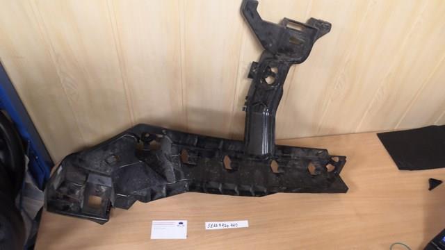 Кронштейн бампера заднього, правий 51127426440 BMW
