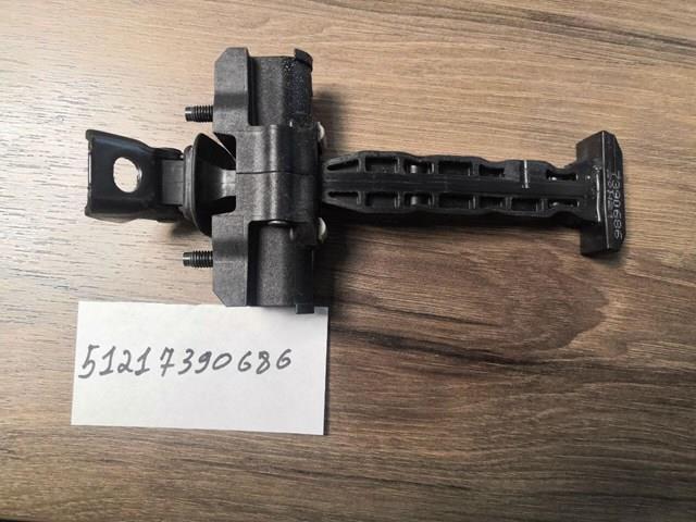 Обмежувач відкриття дверей, передній 51217390686 BMW