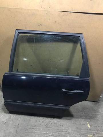 Двері задні 333833051A VAG