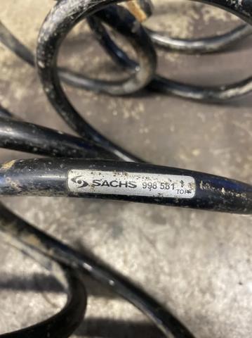 Пружина передньої підвіски 998581 SACHS