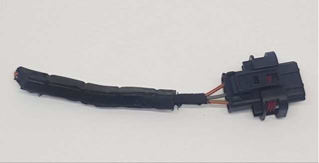 Штекер ( трьохконтактний ) з проводами A2035453028