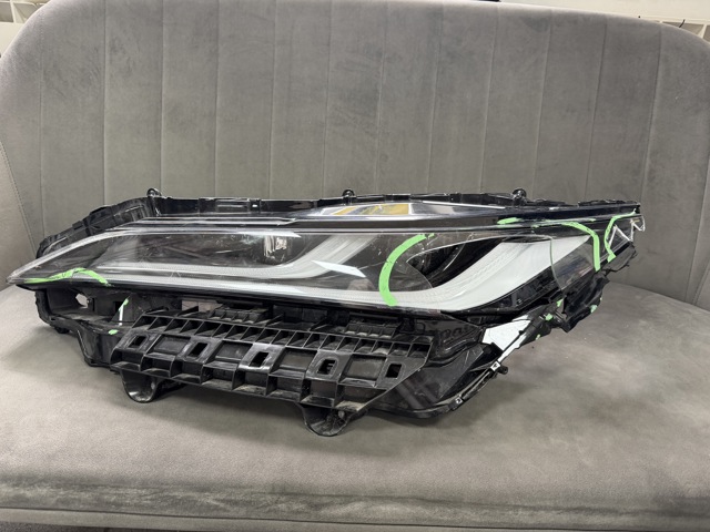 Оптика 8115048J30 TOYOTA