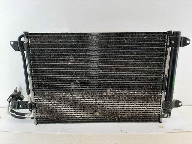 Конденсатор системи охолодження системи Шкода Октавія 2 A5