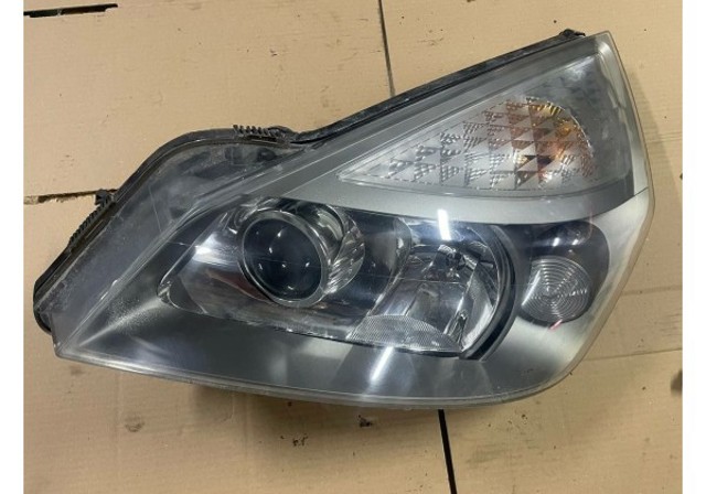 Фара ліва передня 7701053975 RENAULT