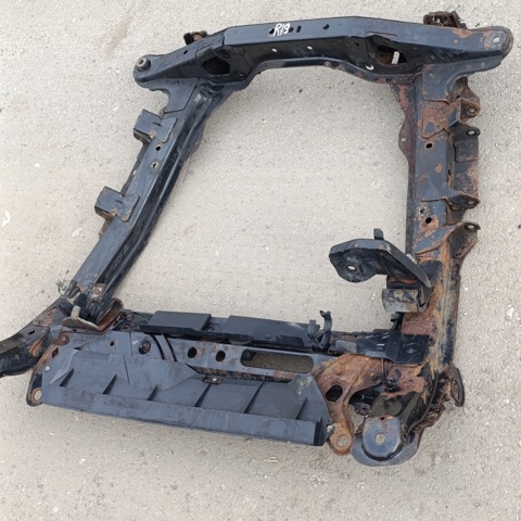 Підрамник передньої підвіски 7701709792 RENAULT