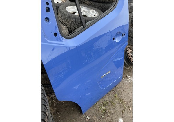 Двері передні, ліві 801017005R RENAULT