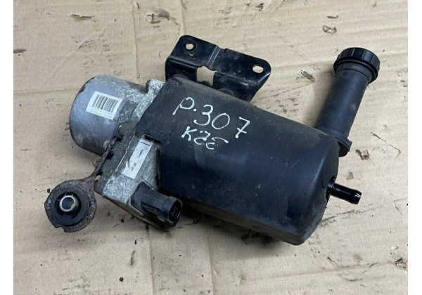Насос гідропідсилювача керма (ГПК) 9654151180 PEUGEOT