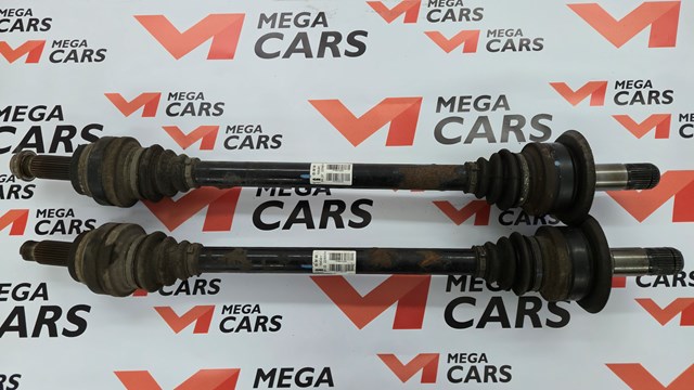 Приводи задніх коліс 33208609839 BMW