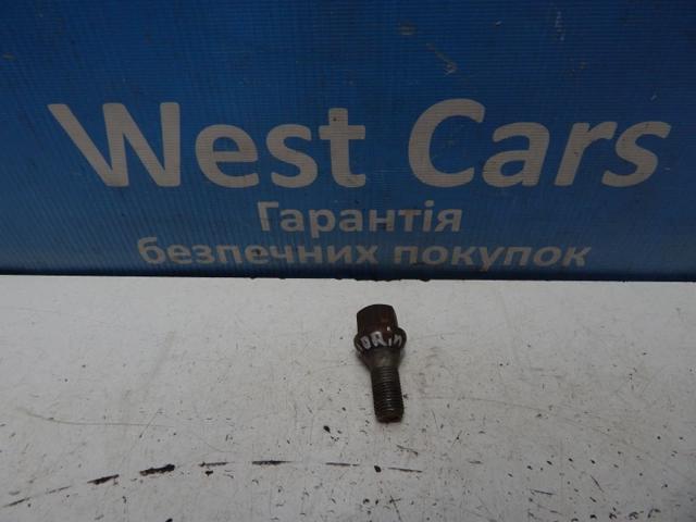 Колісний болт 13230535 FIAT