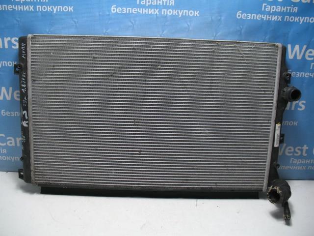 Радіатор охолодження двигуна 1K0121251AT VAG