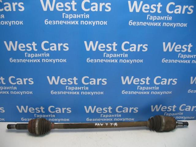 Напіввісь задня 4233042050 TOYOTA