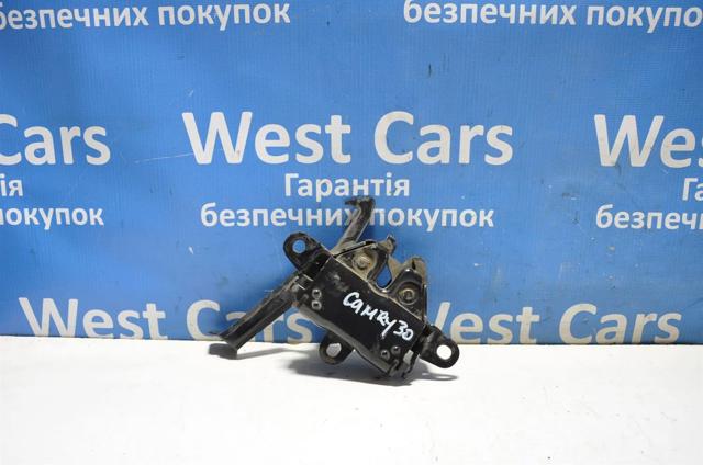 Запор капота (замок і привід замка капота) 53510AA070 TOYOTA