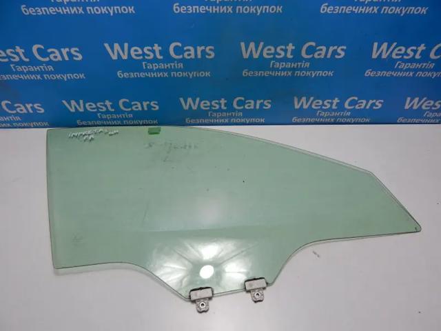 Скло передньої правої двері 61011FG000 SUBARU