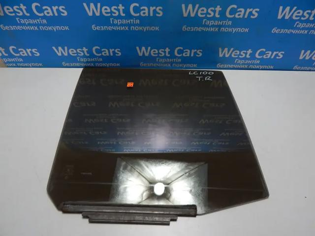 Скло заднє праве 6811360250 TOYOTA