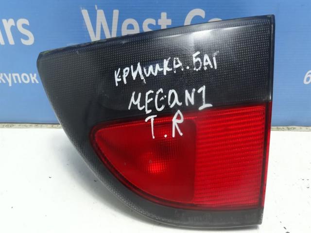 Ліхтар задній внутрішній правий 7700838533 RENAULT