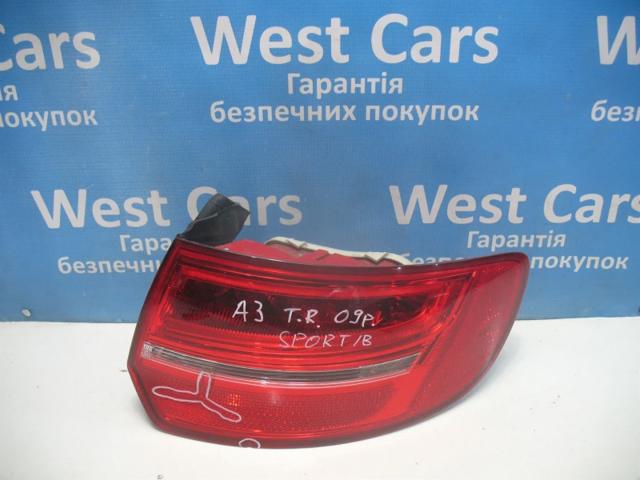 Задній правий зовнішній ліхтар 8P4945096E VAG