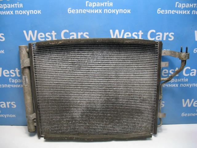 Радіатор охолодження кондиціонера 976062H000 HYUNDAI