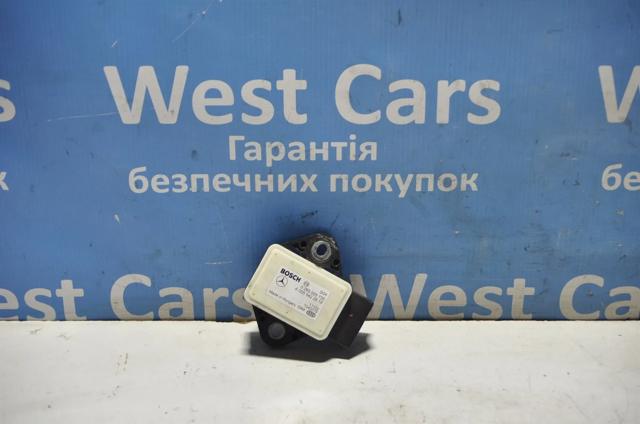 Датчик поперечного прискорення (ESP) A0055422618 MERCEDES