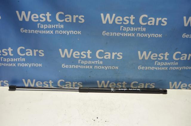 Стійка капота ліва A2049800064 MERCEDES