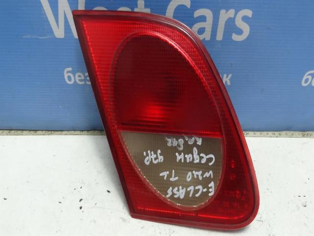 Задня ліва внутрішня фара A2108200964 MERCEDES