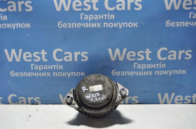 Ліва подушка двигуна A2122401417 MERCEDES