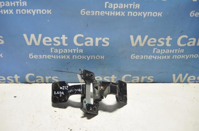 Петля багажника A2127400137 MERCEDES