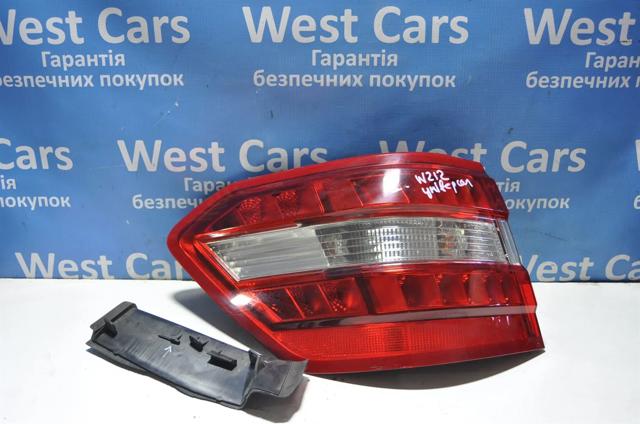 Задній лівий зовнішній ліхтар A2128203764 MERCEDES