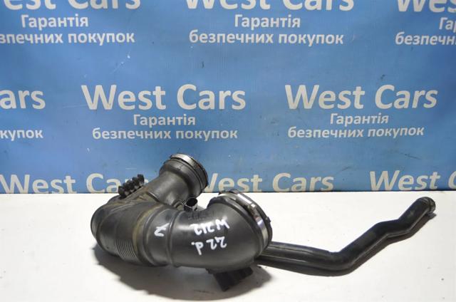 Патрубок повітряний, вихід повітряного фільтра A6510900337 MERCEDES