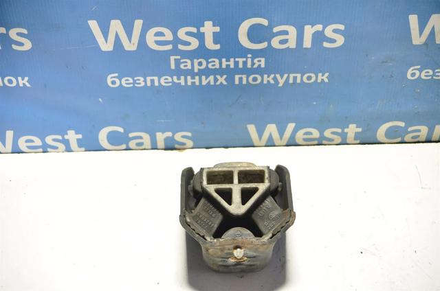 Підвіска двигуна (силового агрегату) A9062411613 MERCEDES
