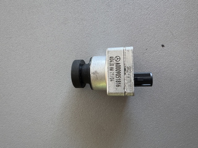 Камера системи забезпечення видимості A0009051816 MERCEDES