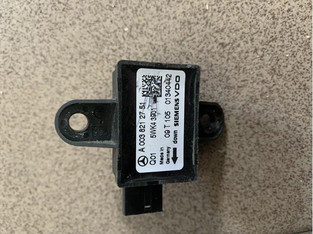 Датчик Ейрбег передній A0038212751 MERCEDES