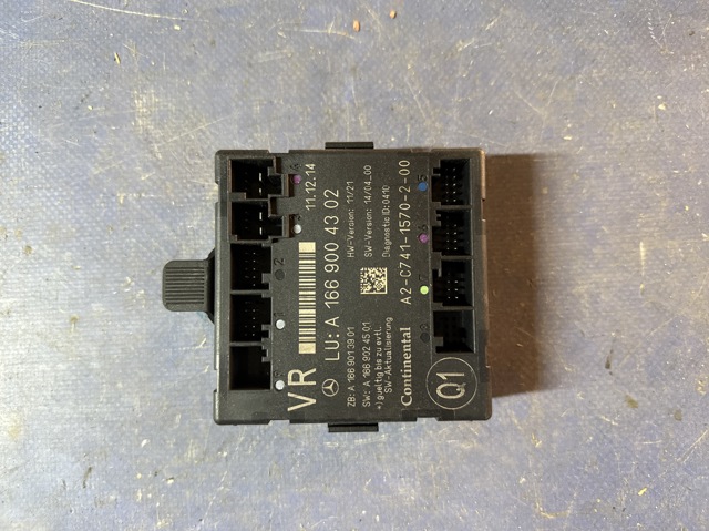 Блок комфорту передніх дверей A1669004302 MERCEDES