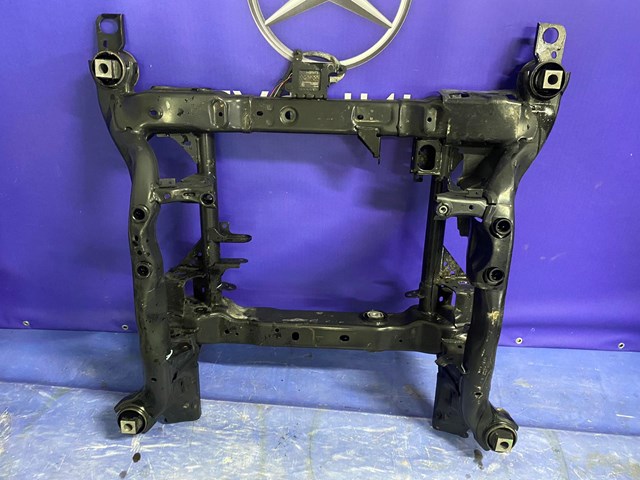 Передня балка A1673308300 MERCEDES