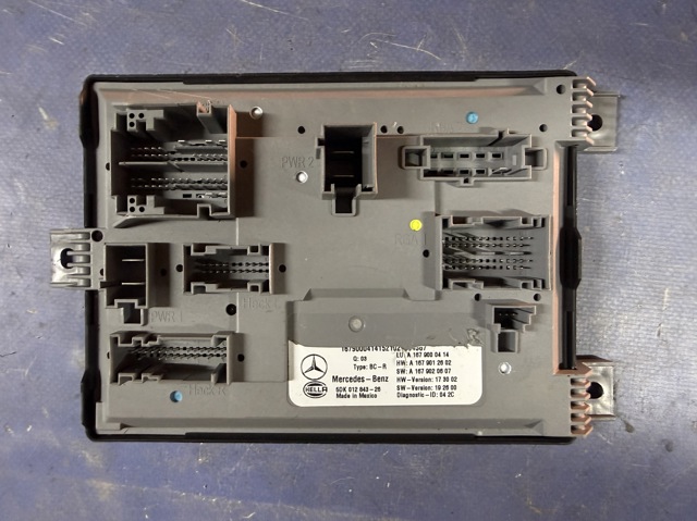 Блок управління сигналами SAM A1679000414 MERCEDES