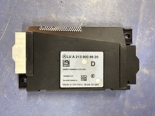 Перемикачі A2139008620 MERCEDES