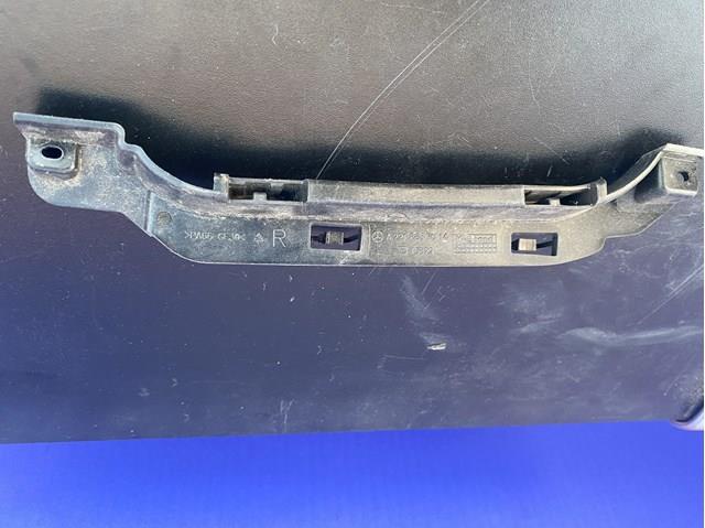 Кронштейн бампера переднього, правий A2218853014 MERCEDES