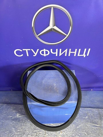 Ущільнювач дверей передніх, (на двері) A2236970100 MERCEDES