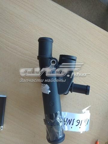 Водяний патрубок 038121133 VAG