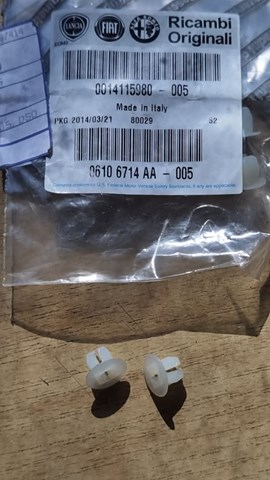Кліпса захисту днища 14115980 FIAT