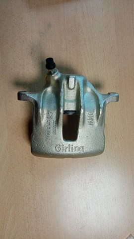 Супорт гальмівний, передній, лівий 34111154377 BMW