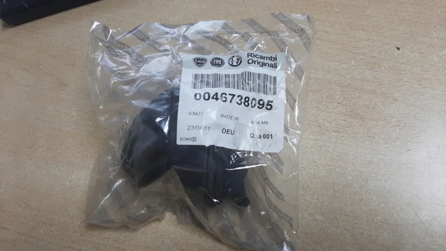 Пробка паливного бака 46738095 FIAT