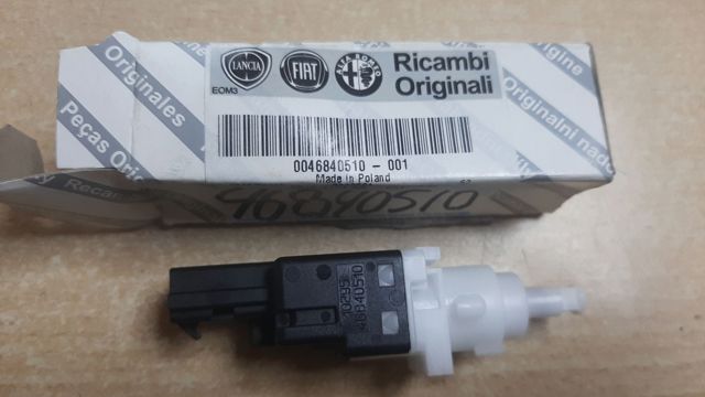 Датчик включення стопсигналу 46840510 FIAT