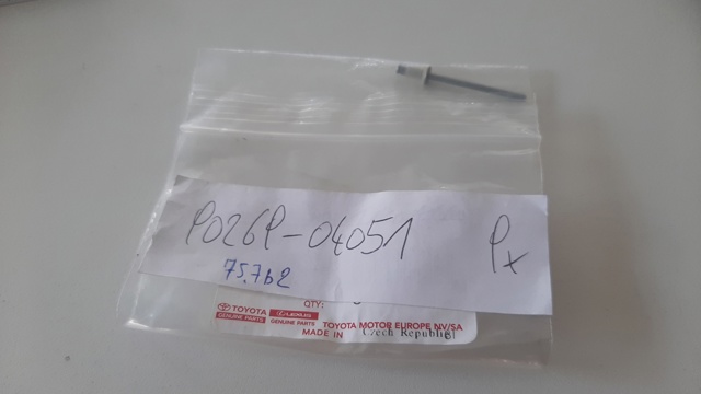 Вітрове скло 9026904051 TOYOTA