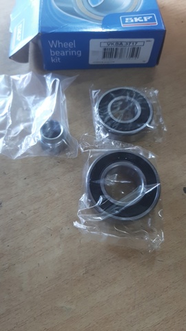 Підшипник маточини задньої VKBA3717 SKF