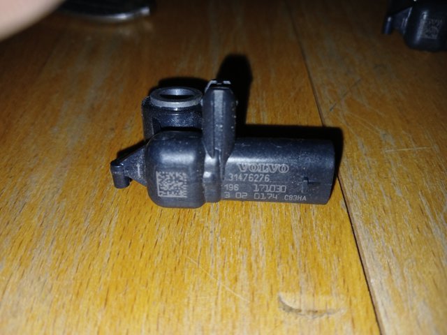 Датчик Ейрбег передній 31476276 VOLVO