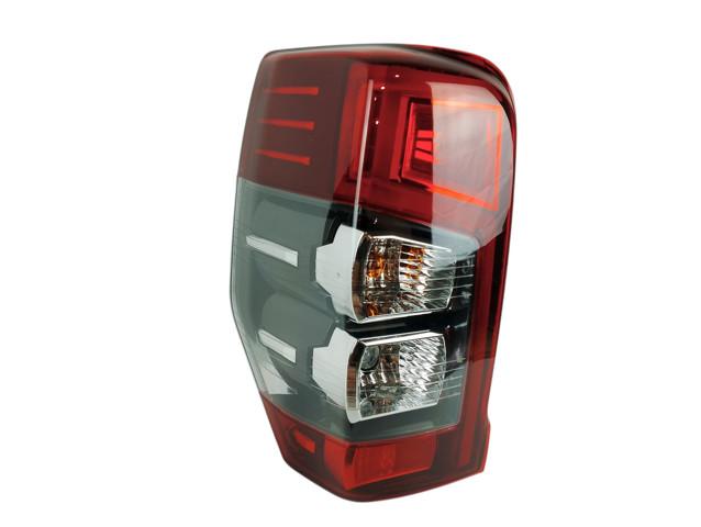 Задня ліва фара 8330B215 MITSUBISHI