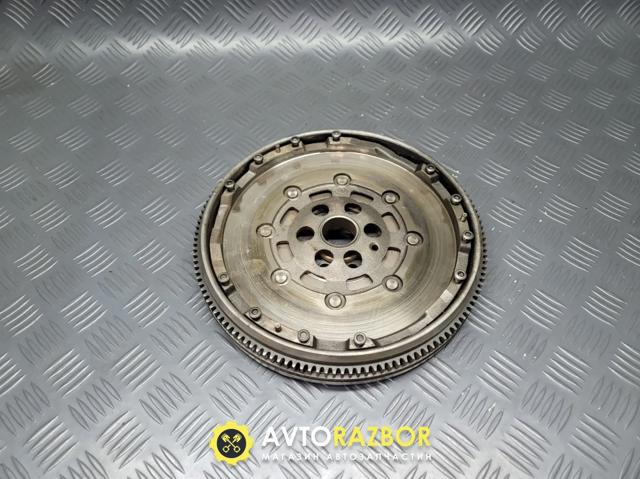 Демпферний маховик 038105264J VAG