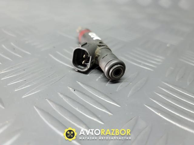 Форсунка дизельна в зборі, розпилювач + тримач 03D906031C VAG