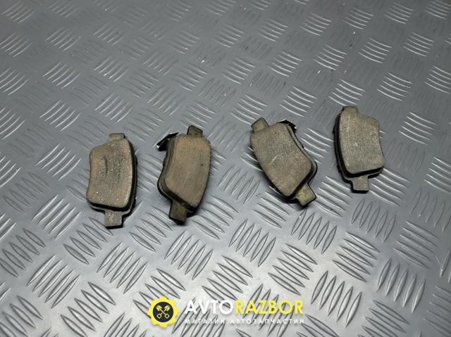 Колодки гальмові задні, дискові 0446605010 TOYOTA